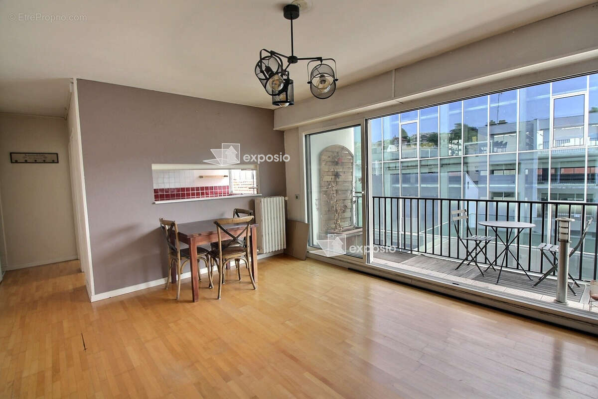 Appartement à SURESNES
