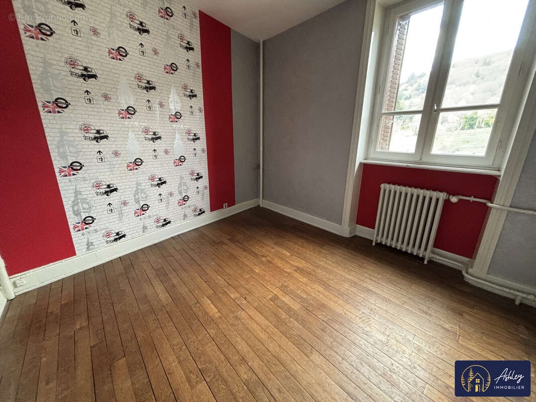 Appartement 140 m² à Condat  - photo 7