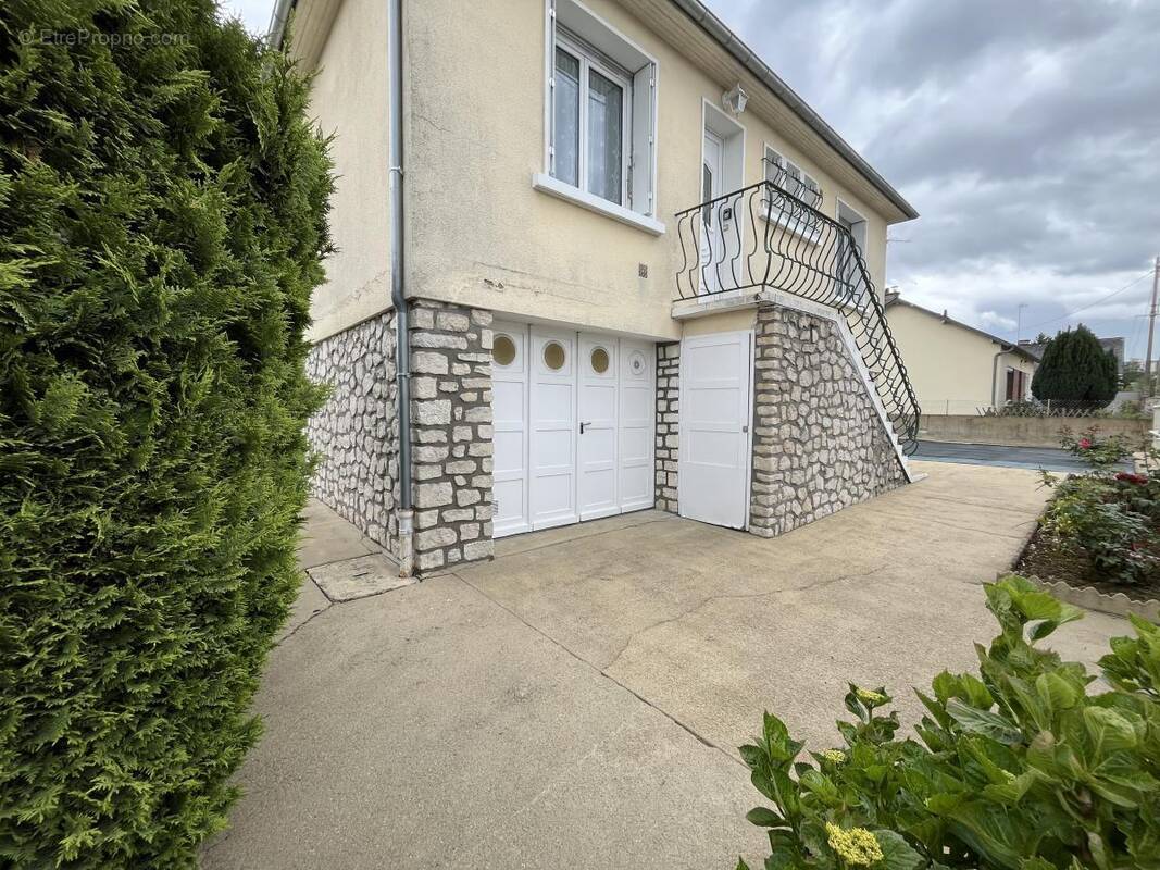 Maison à LA FERTE-BERNARD