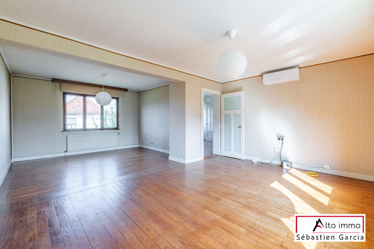 Maison à SOULTZ-SOUS-FORETS