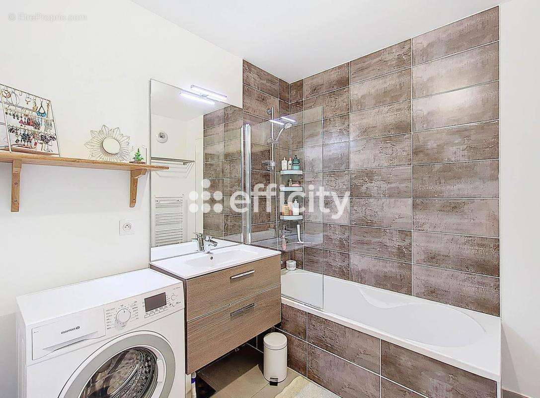 Appartement à LYON-7E