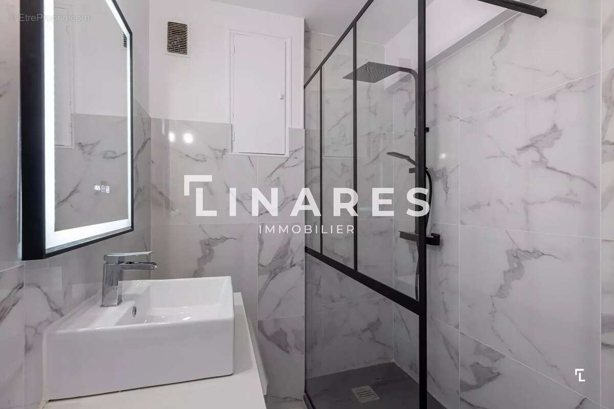 LE PANORAMA - Appartement T4 de 110m2 - 13006 Marseille - photo 10