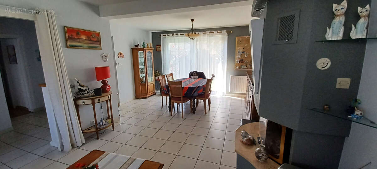 Maison à LE RELECQ-KERHUON