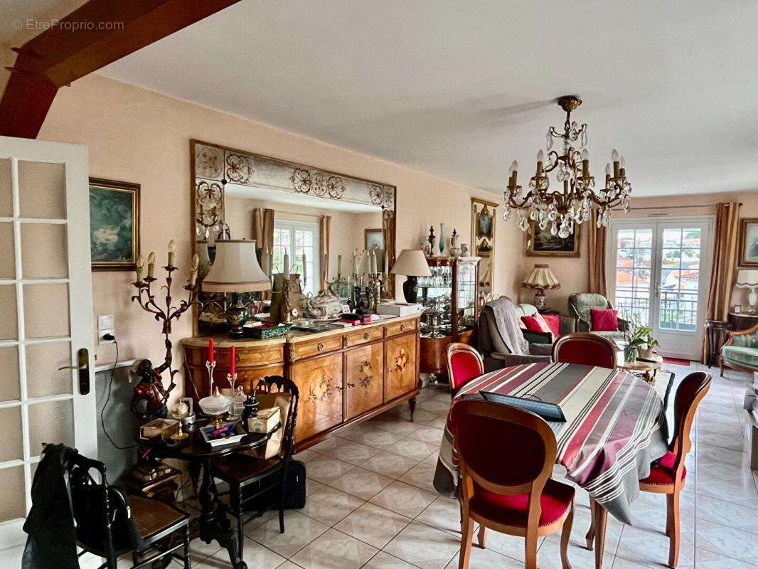 Maison à SAINT-GEORGES-DE-DIDONNE