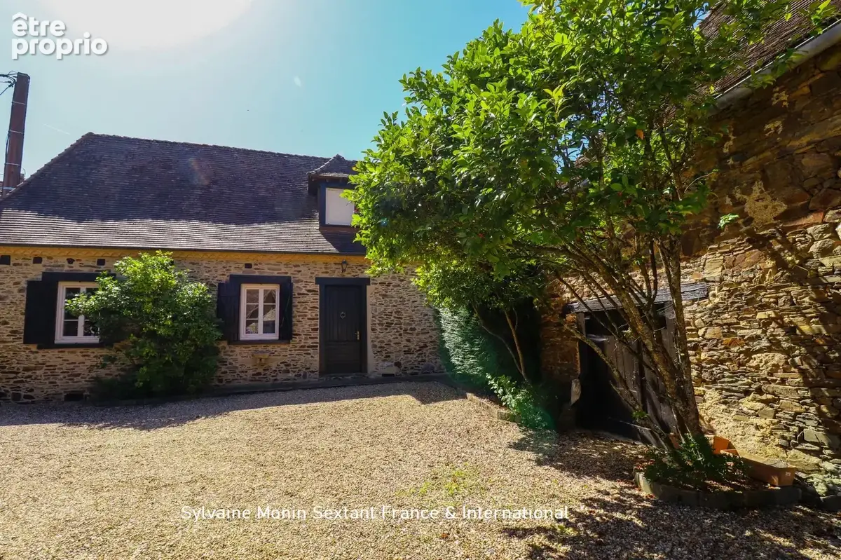 Propriété de caractère en pierre avec piscine et grange, alliant charme de l'ancien et confort contemporain - photo 10