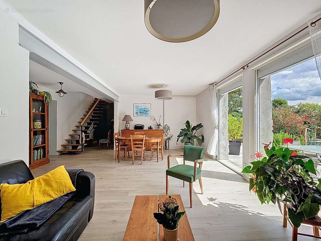 Maison à SAINT-GENIES-BELLEVUE