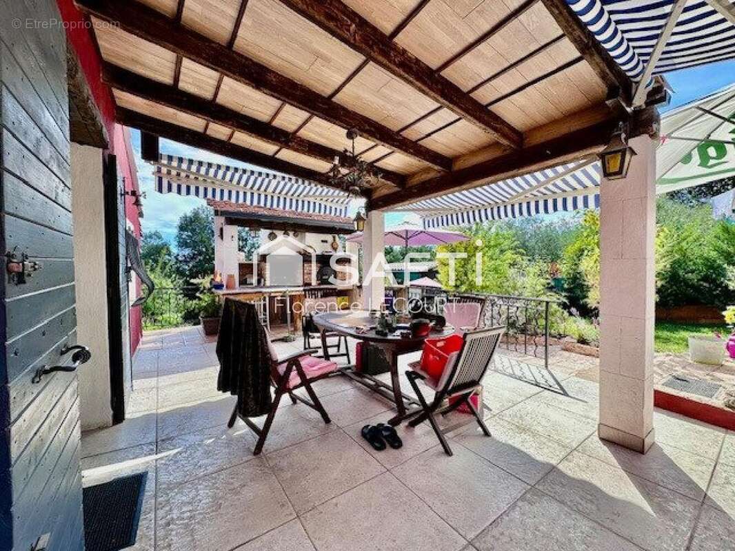 Photo 4 - Maison à TOURVES