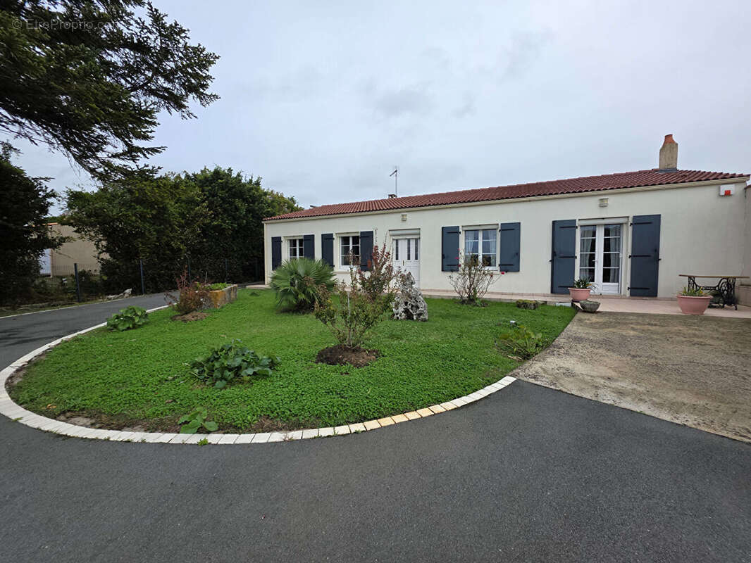 Maison à BREUIL-MAGNE