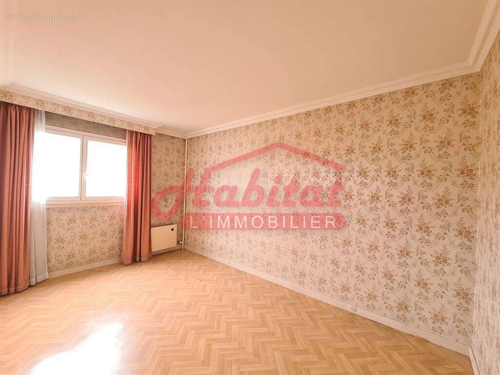 Appartement à CHELLES