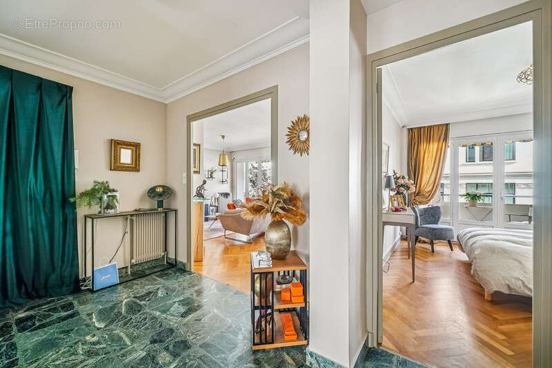 Appartement à LYON-6E