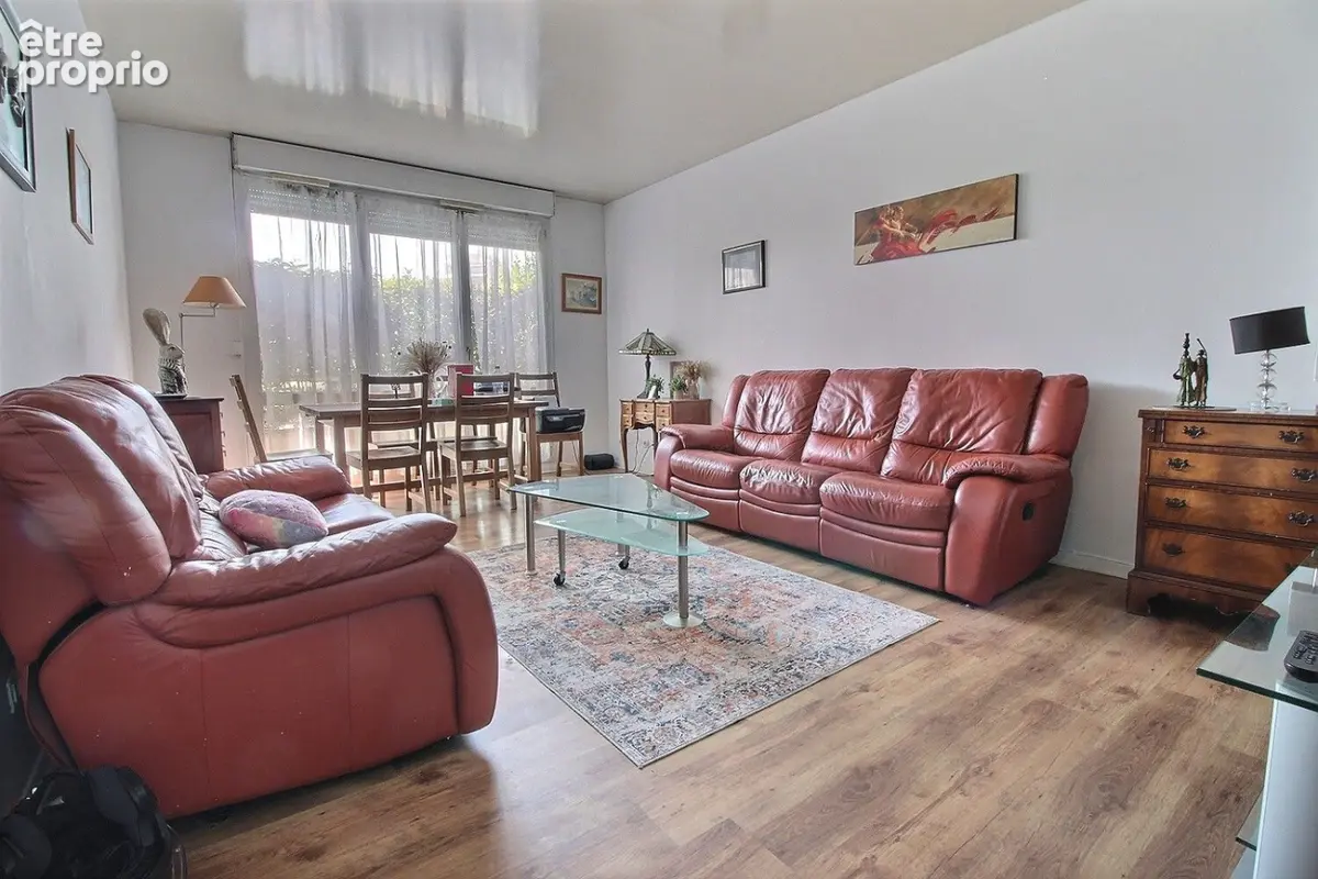 Appartement à ISSY-LES-MOULINEAUX