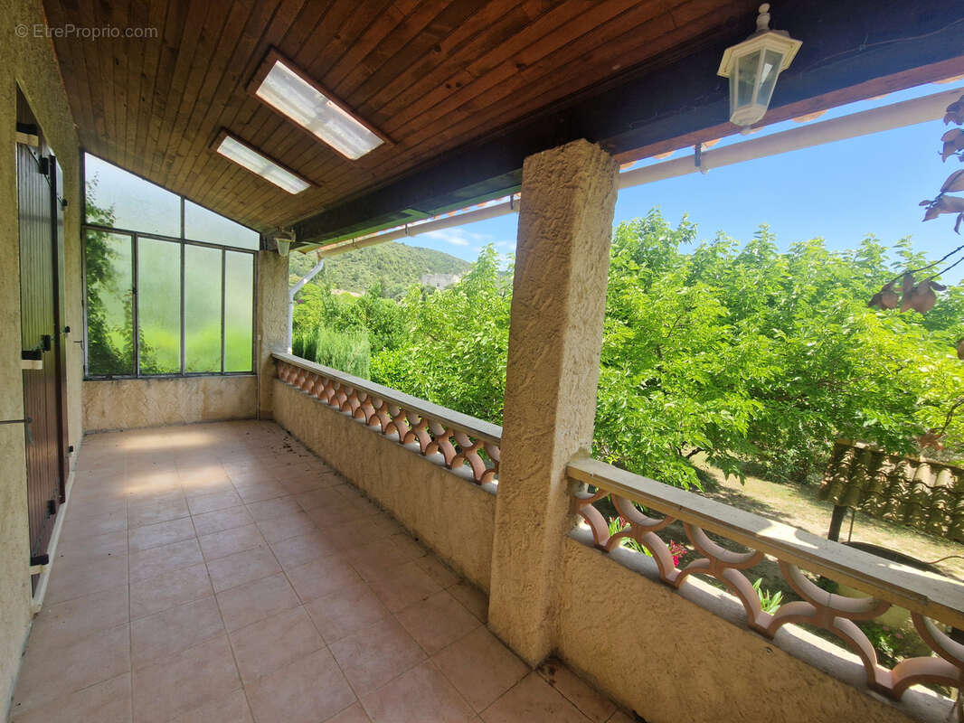 Villa hors lotissement, au calme. - photo 12