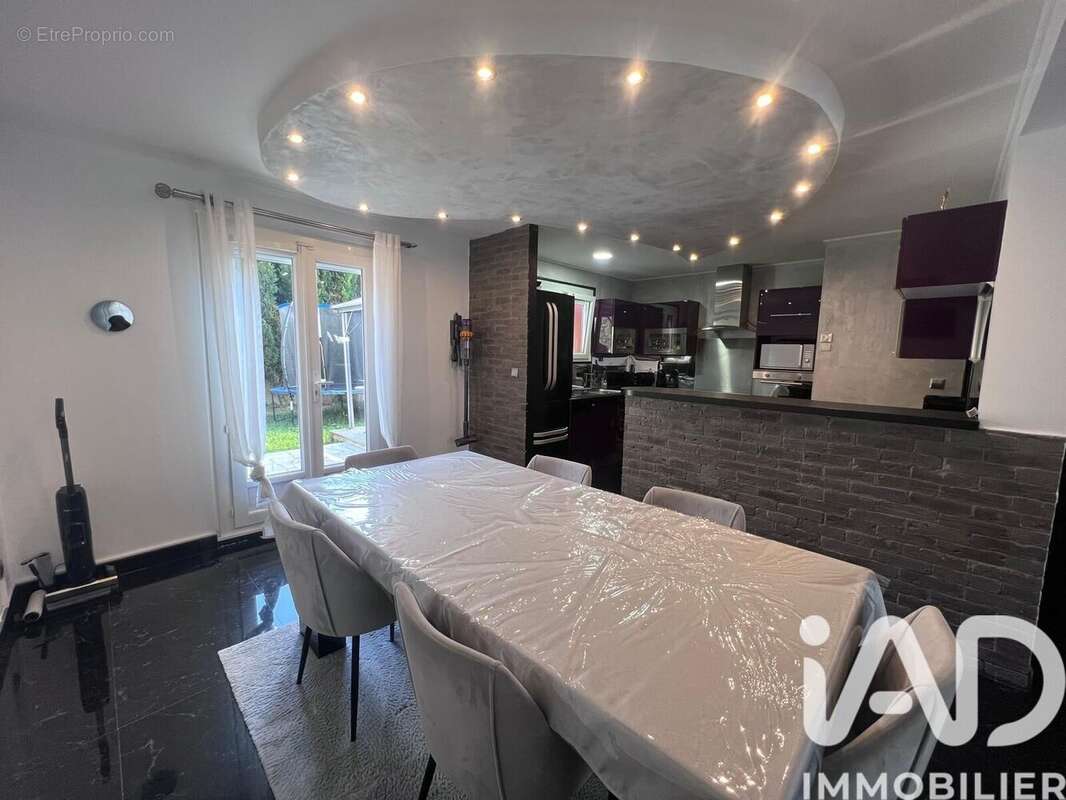 Photo 3 - Maison à SAINT-BRICE-SOUS-FORET