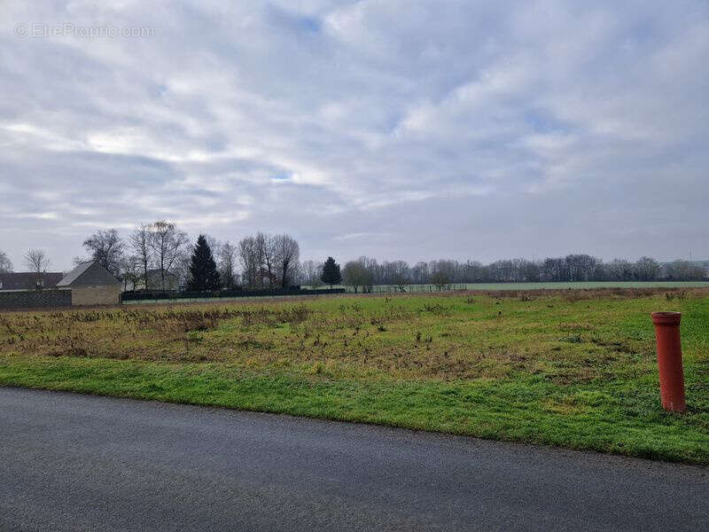 Terrain à ANTHEUIL-PORTES
