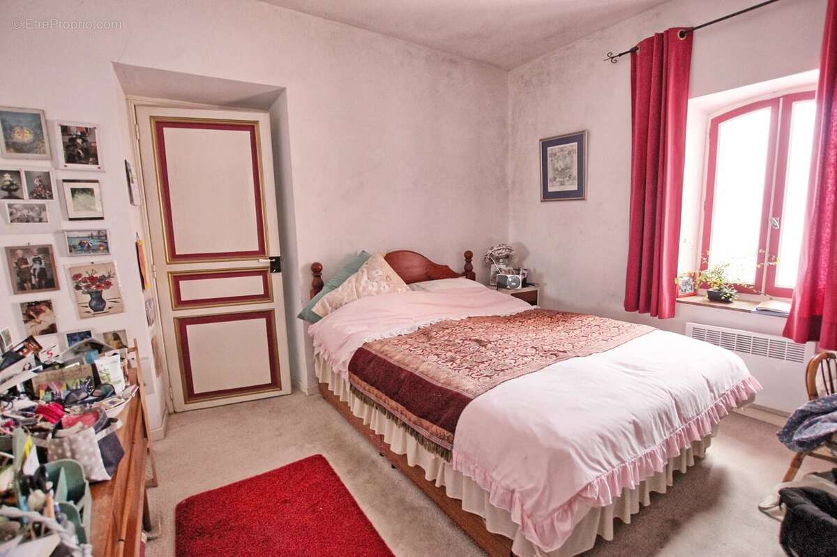 Caunes Minervois: Ensemble immobilier : 2 maisons avec grange et piscine dans le Minervois - photo 7