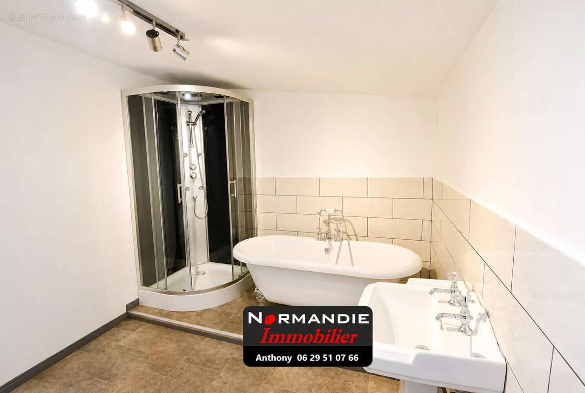  magnifique domaine en suisse normande – étangs, gîte & chalets – 18 couchages  - photo 13
