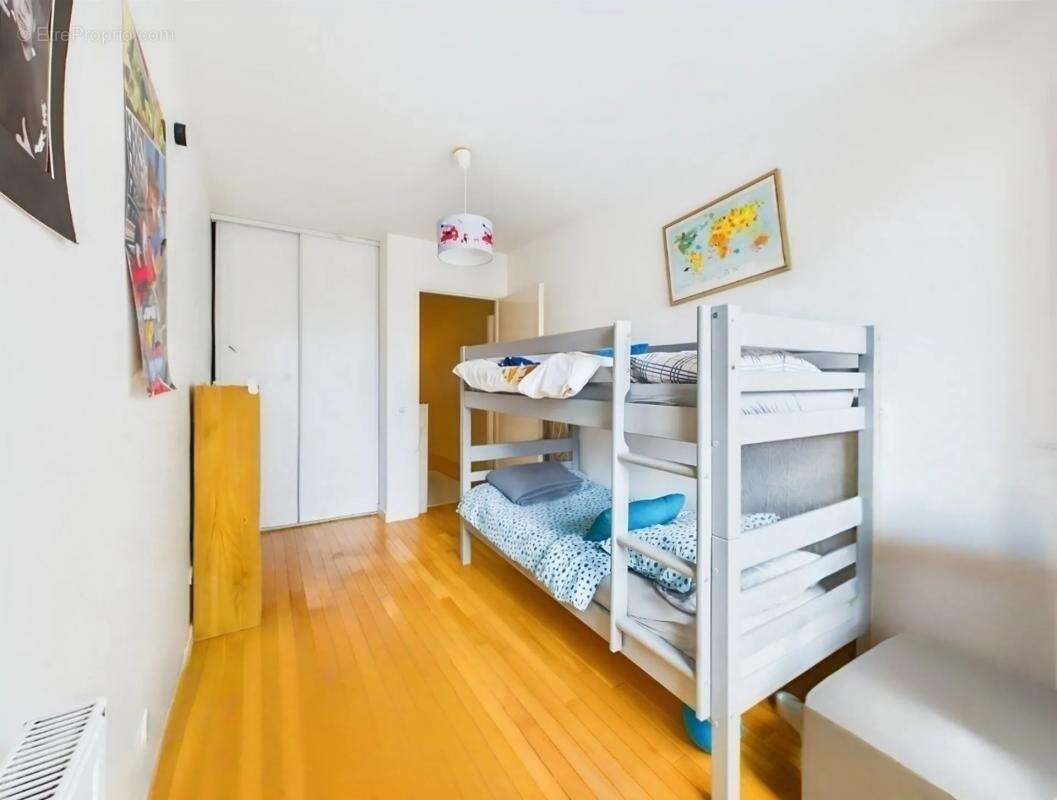 Appartement à COLOMBES