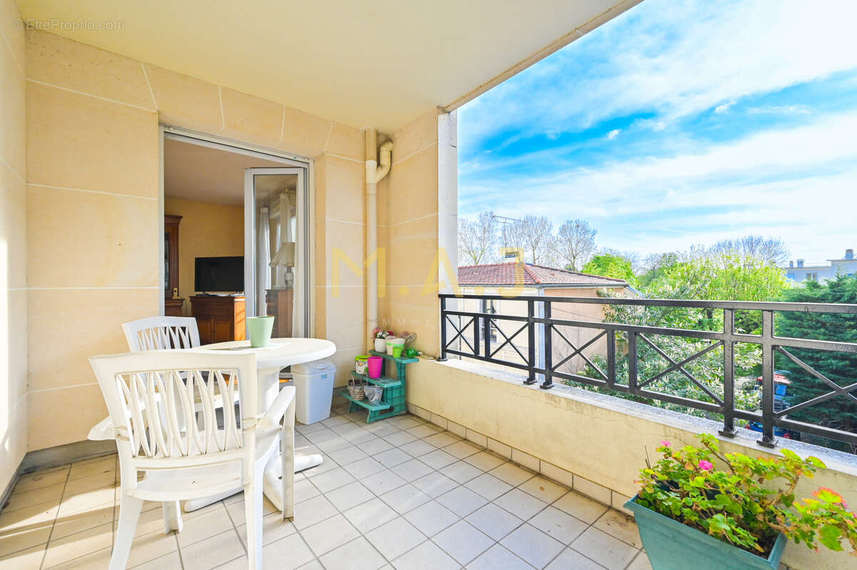 Appartement à LE PERREUX-SUR-MARNE