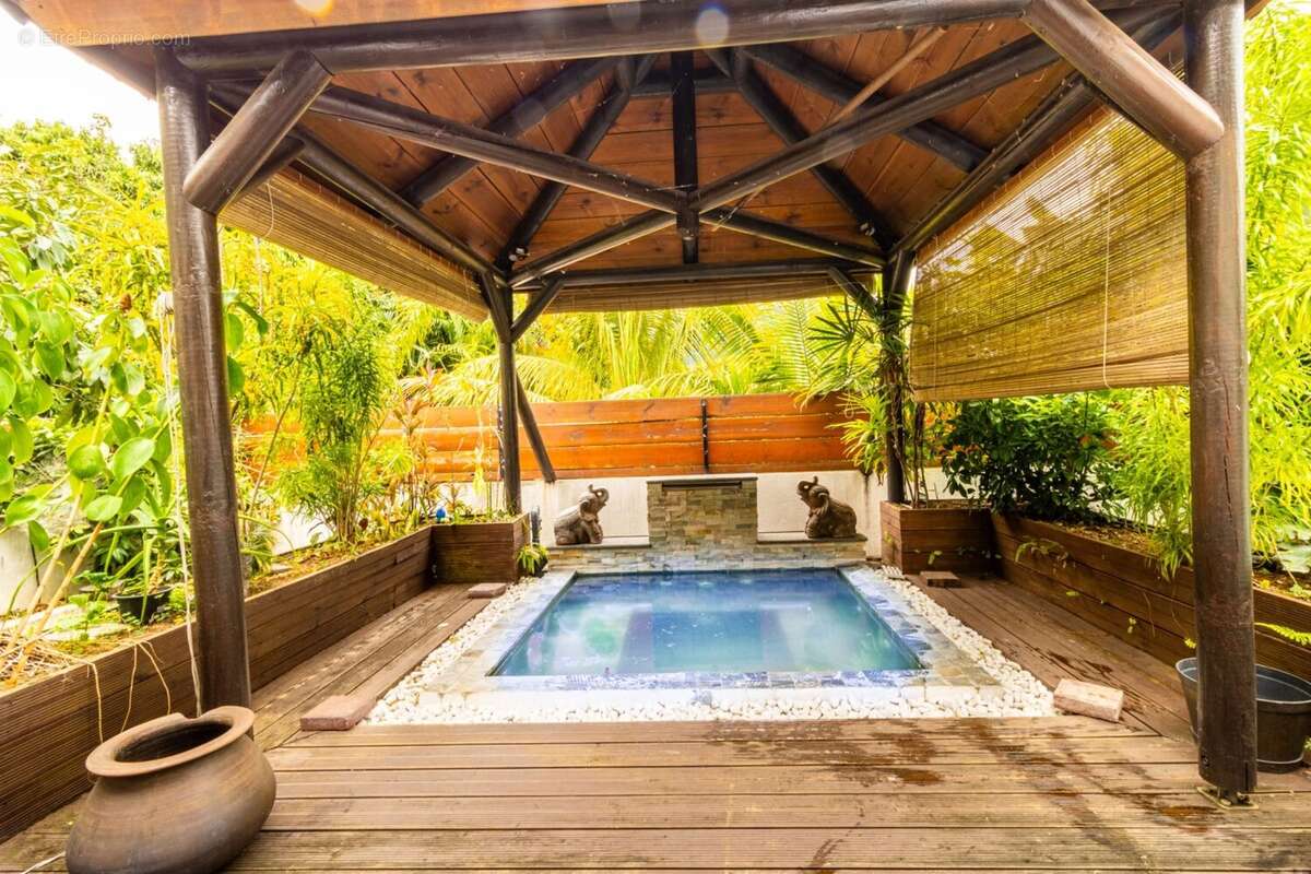 Maison à ENTRE-DEUX