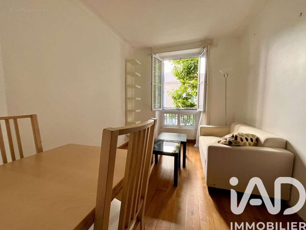 Photo 2 - Appartement à PARIS-10E