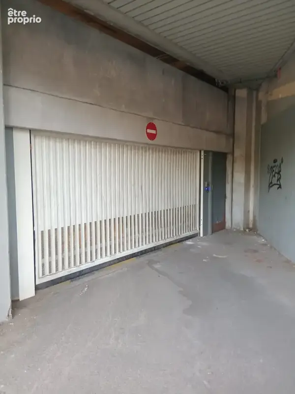 Photo Parking à Vanves au prix de 9 000€