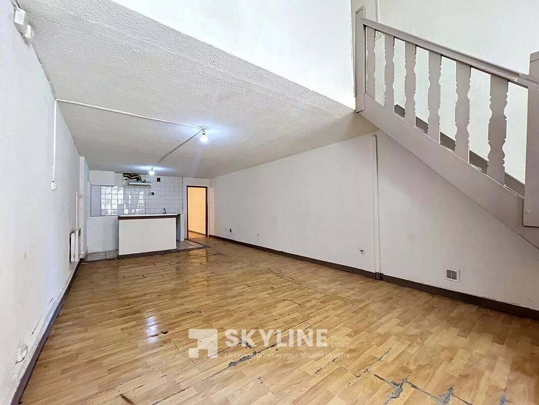 Appartement à MARSEILLE-2E