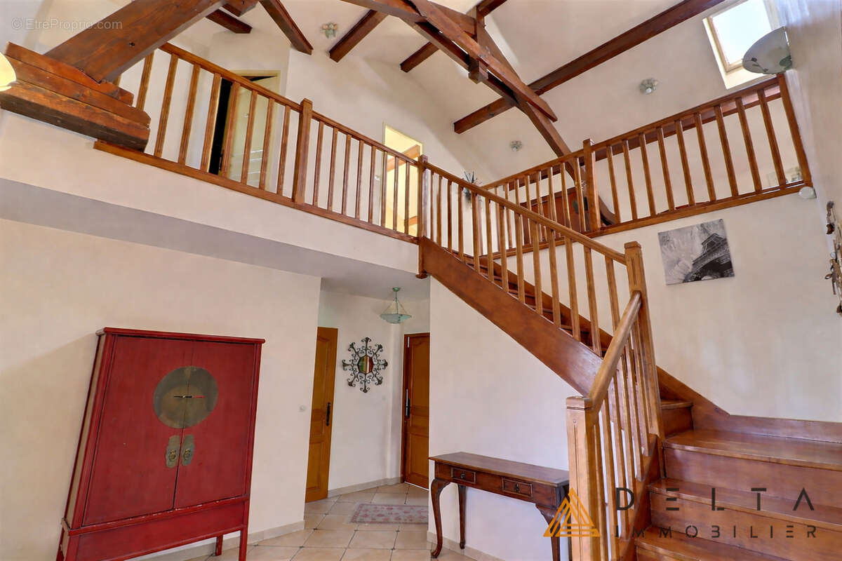 Maison à MIRIBEL
