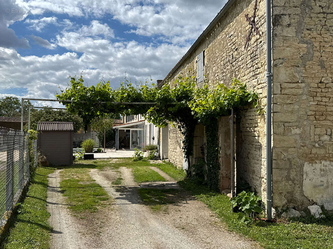Maison à SAINT-MARD