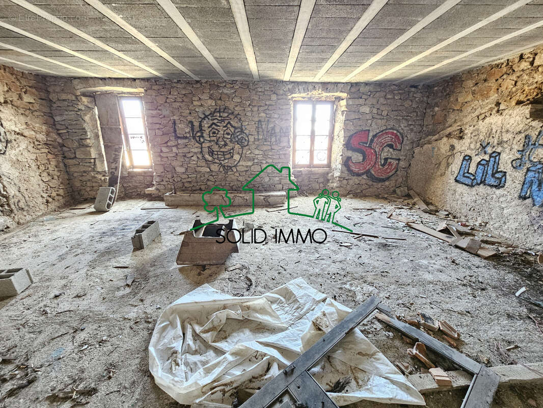 Appartement à VINEZAC