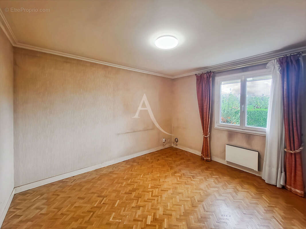 Maison à SAINT-GERMAIN-LAXIS