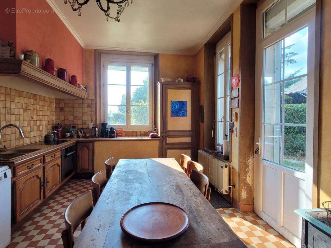 Maison à SAINT-CALAIS