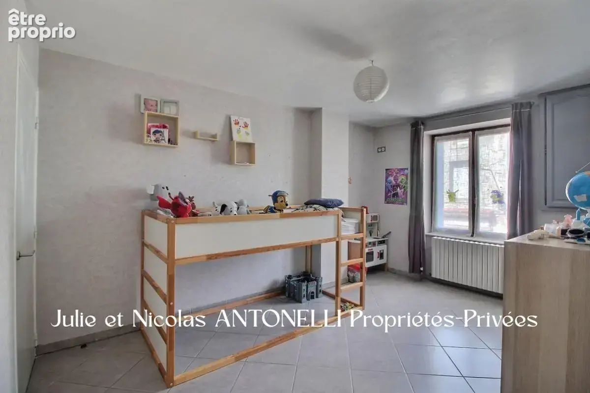 Maison  de village 127m², 4 chambres, terrasse jardin et cave - photo 8