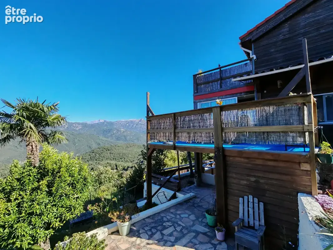 Rare - Maison de village 4 pièces avec terrain. - photo 2