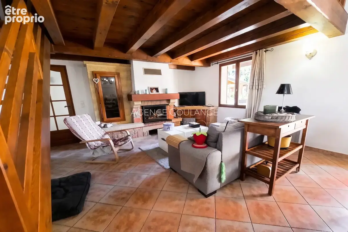 Maison 84 m² à Saint-Cyr-Sur-Mer  - photo 3