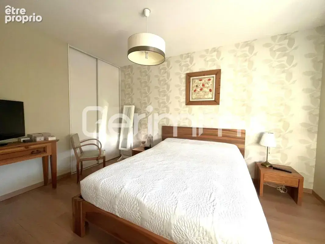 Vente - Maison - 6 pièces + cuisine - 132 m² - 519 000 € - LA - photo 14