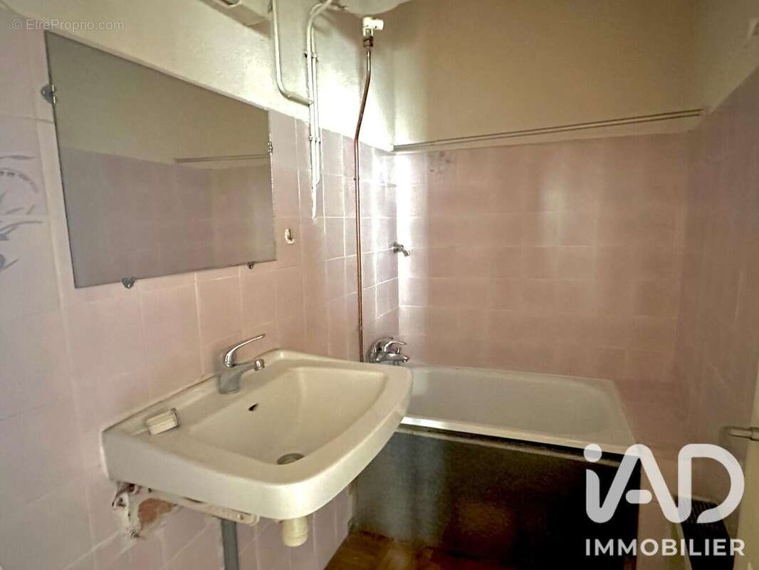 Photo 2 - Appartement à BOURG-SAINT-ANDEOL