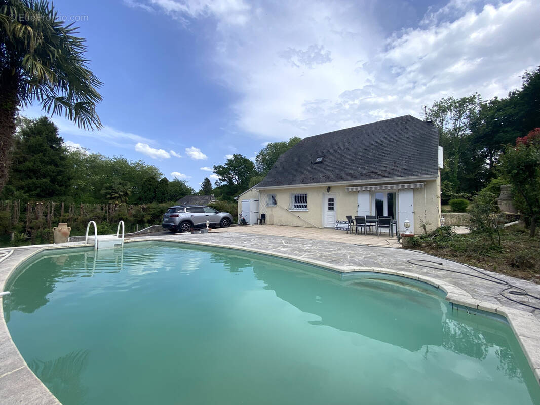 Maison à CUQUERON