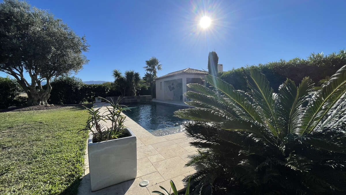 Maison à SAINT-CYPRIEN