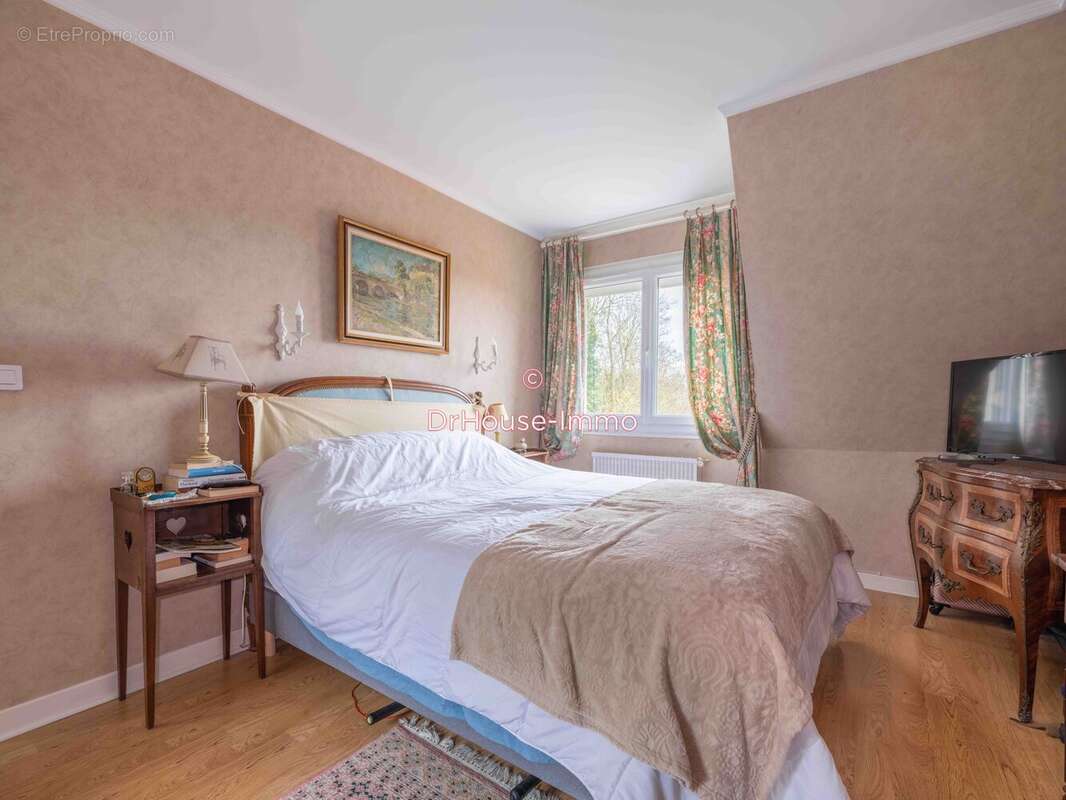 Maison à MONTIGNY-LES-CORMEILLES