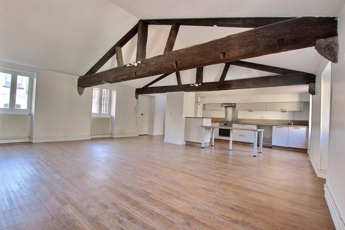 Appartement à CLERMONT-FERRAND