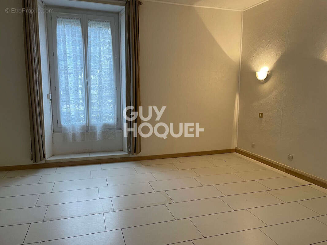 Maison à MILLY-LA-FORET