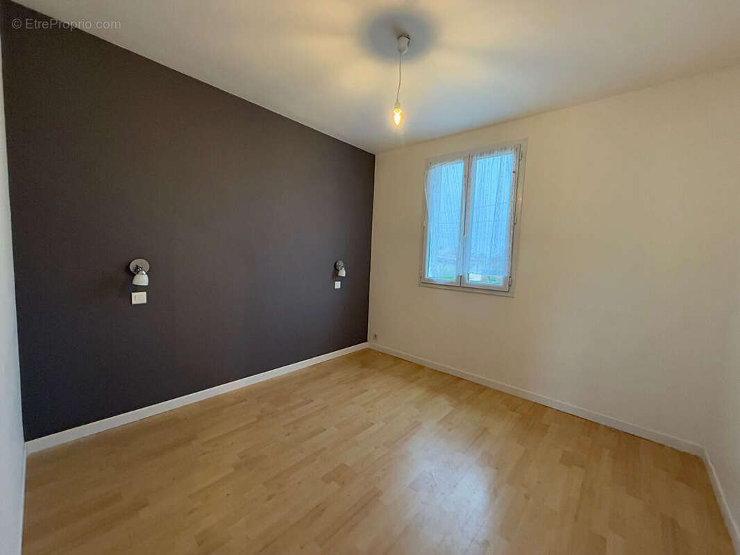 Maison à SAINT-GERMAIN-DU-PUY