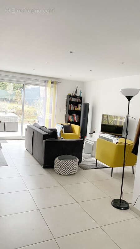 Appartement à BRINDAS