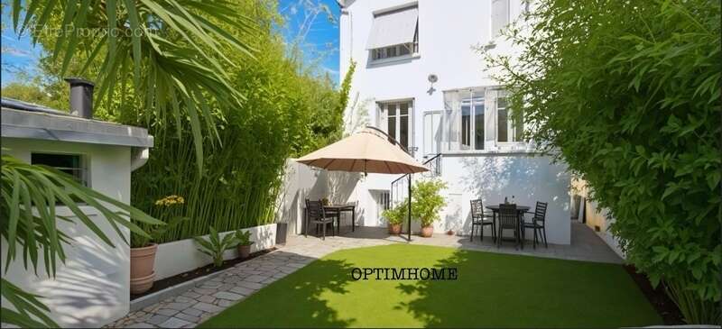 Maison à CHAMPIGNY-SUR-MARNE