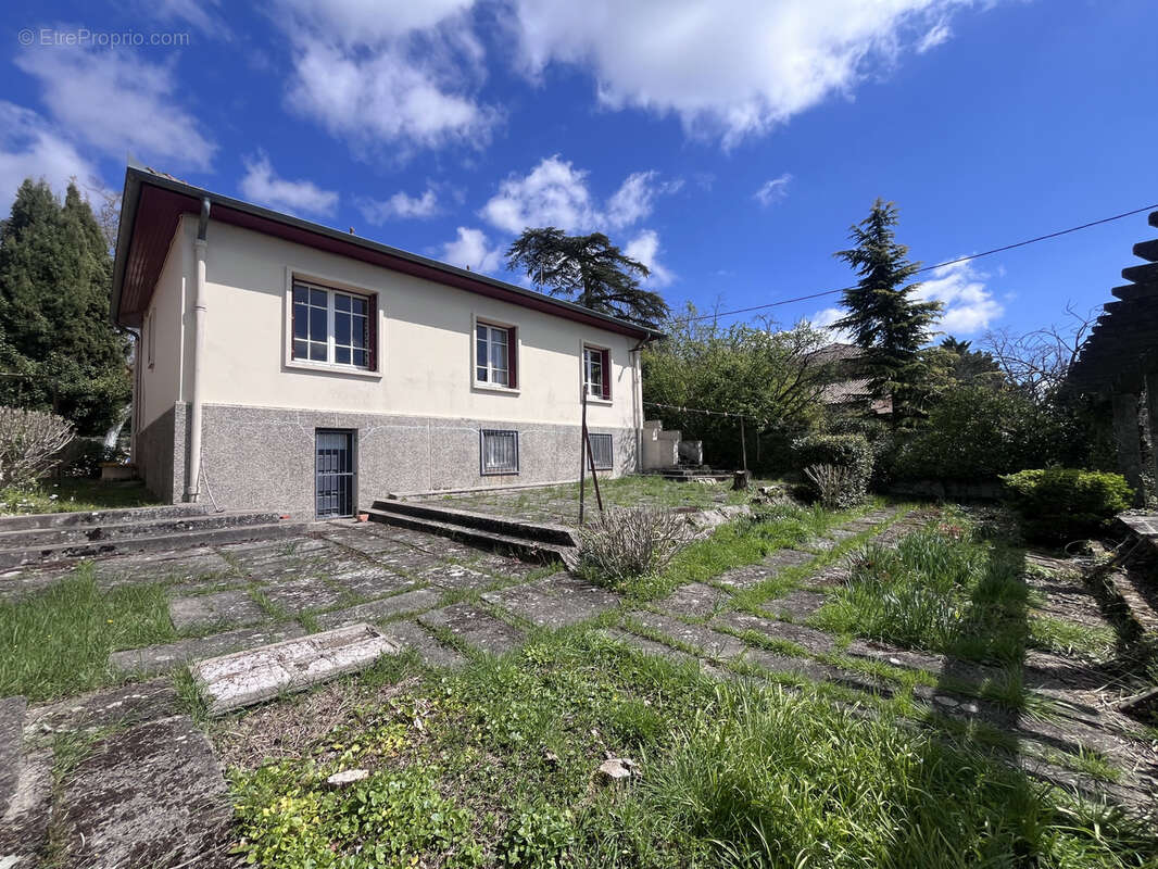 Maison à MONTASTRUC-LA-CONSEILLERE