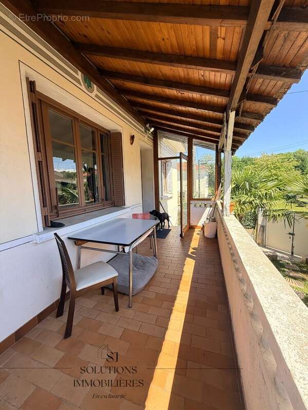 Maison 86 m² à Assieu  - photo 3