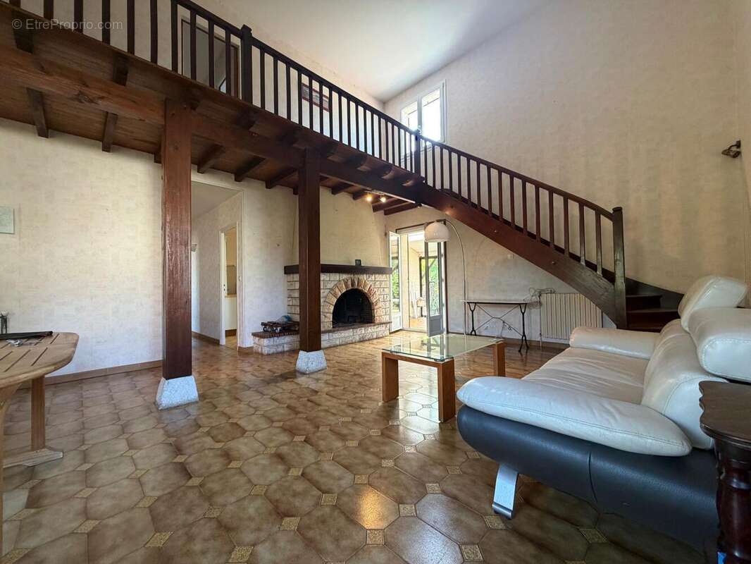 Photo 6 - Maison à BIAS