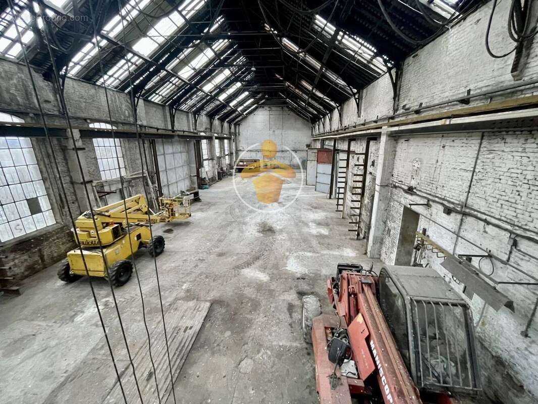 Commerce à AULNOIS-SOUS-LAON