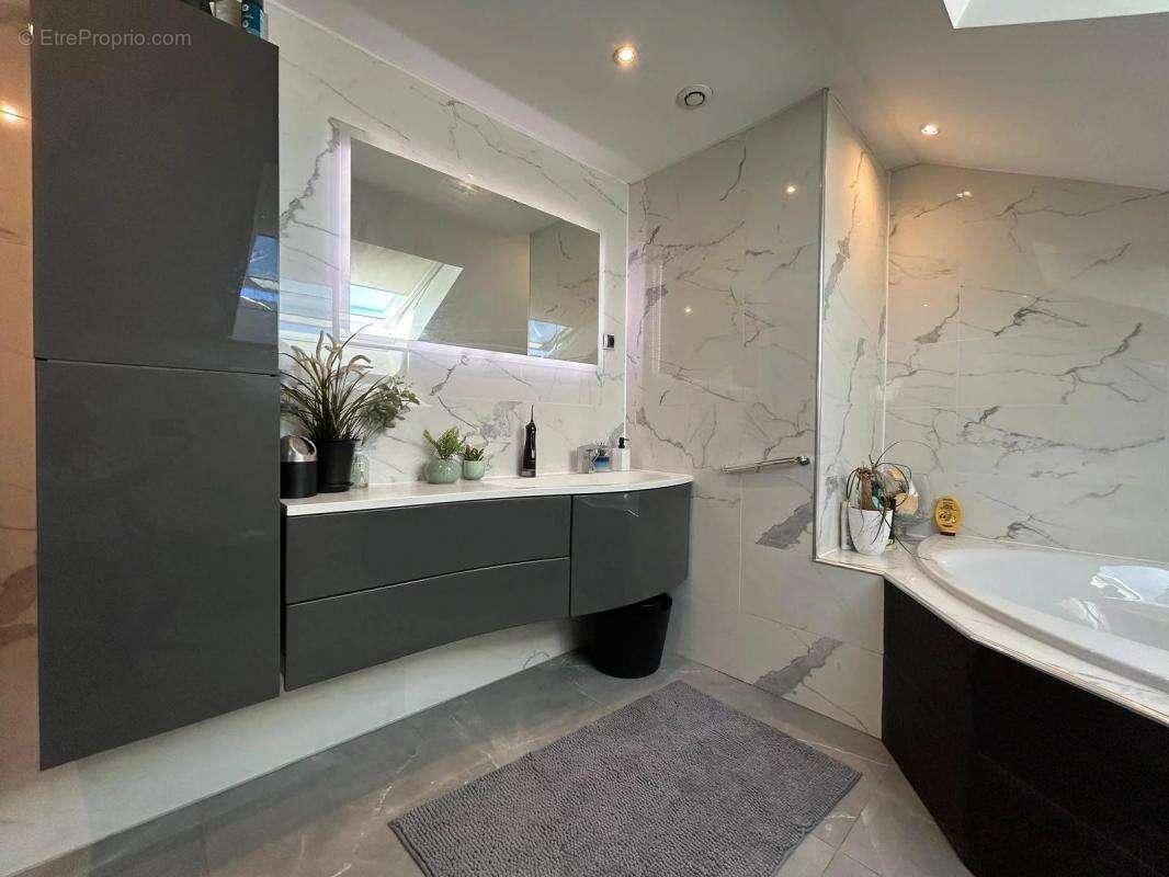 Maison à BONS-EN-CHABLAIS