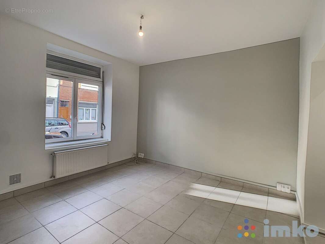 Maison à FACHES-THUMESNIL